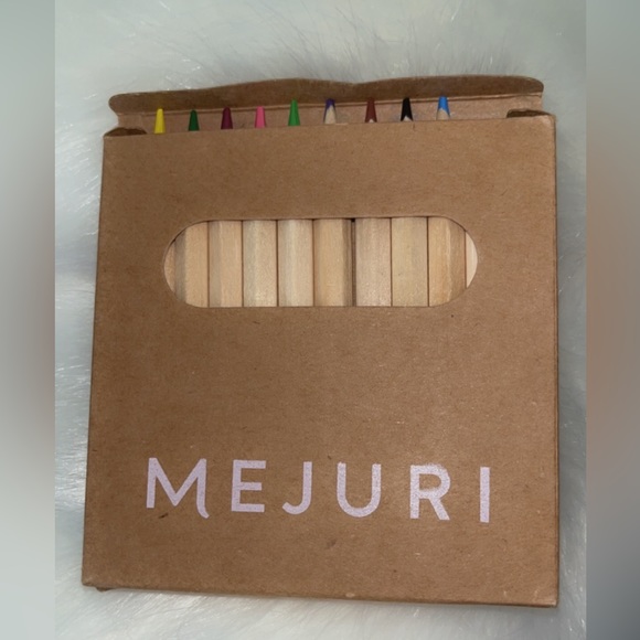 Mejuri colored pencils from Mother’s Day - Picture 2 of 2